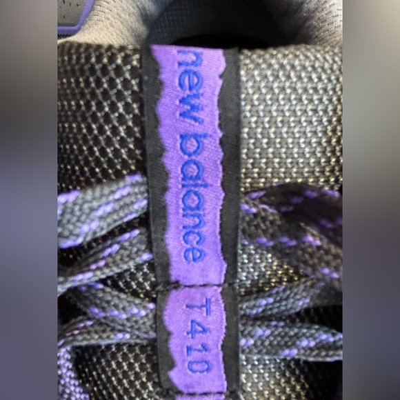 New Balance | Women's 410 V8 Trail Running Shoe. Size: 9 - Picture 12 of 15